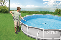 שואב נטען מקצועי לניקוי בריכה ZR200